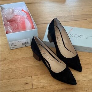 Sole Society Black Suede Pointed Block Heel Pumps